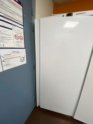 VENTE SUR DESIGNATION - LOT 24 - Une armoire réfrigérée négative 600 L - Photo 1