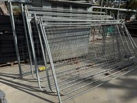 * 20 grilles de chantier avec plots