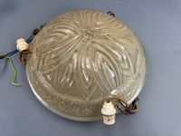 5 suspensions ou vasques en verre moulé de style Art déco, c… (photo 4)