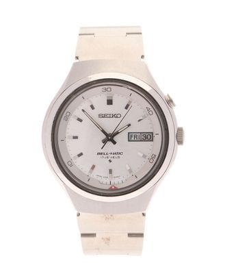 an image of a close up of a wrist watch on a white background