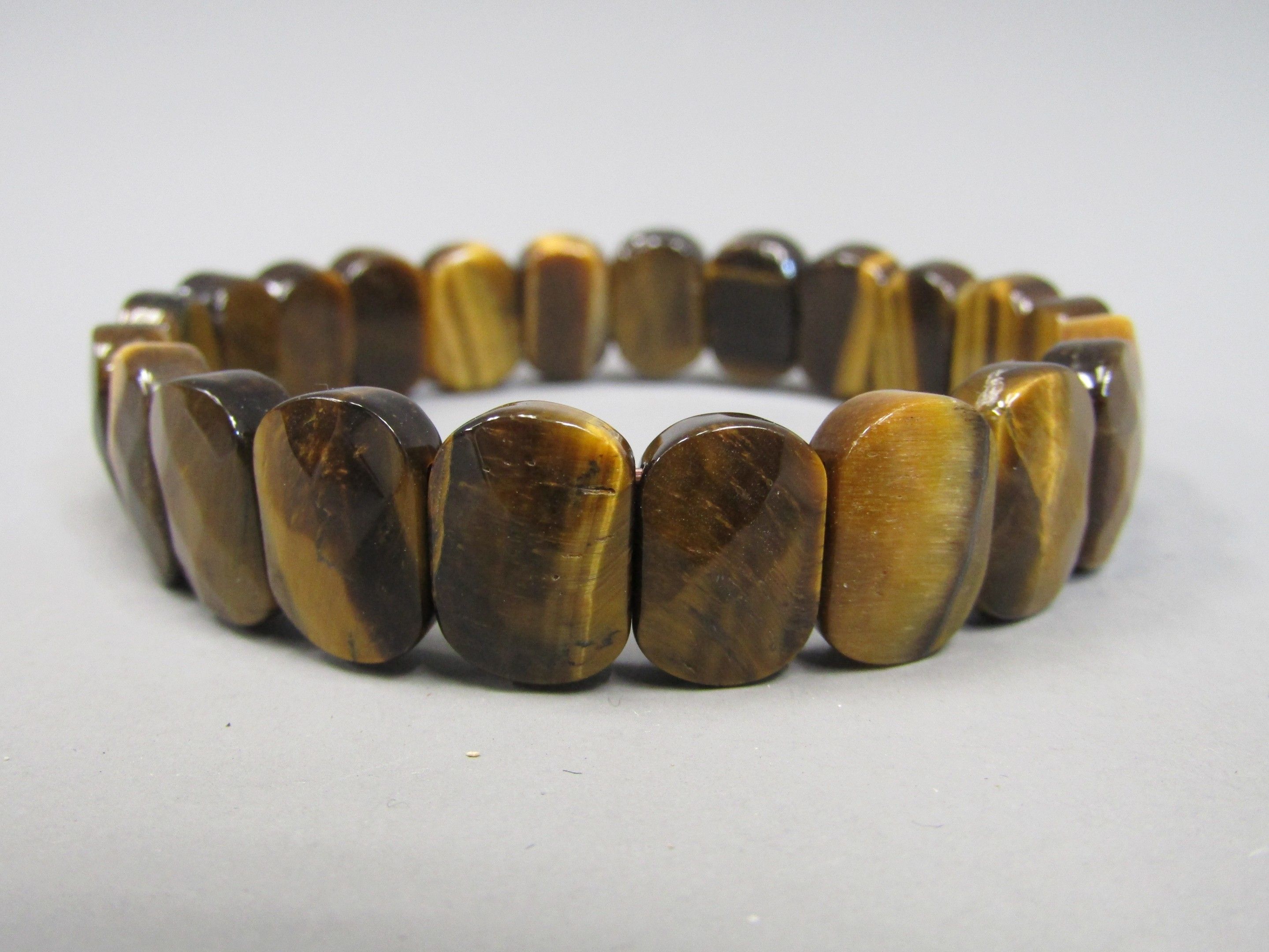 Objets d'art & Curiosités