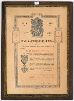 un vieux document sur lequel figure l'image d'un homme à cheval