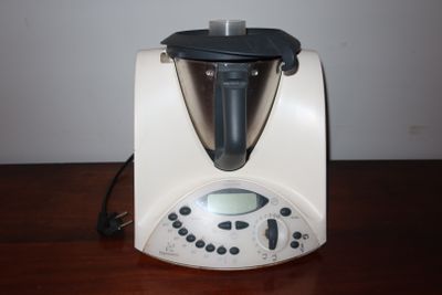 a blender that is sitting on a table