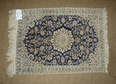 Tapis d'Orient noué main NAIN (à netttoyer) 113x83cm