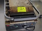an image of a machine that is sitting on a table