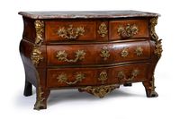 Commode tombeau en placage de bois de violette et de bois de… (photo 2)