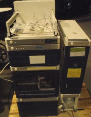 LIEU DE STOCKAGE : Lyon - HITACHI - SYSTÈME DE CHROMATOGRAPHIE UHPLC M - Photo 1