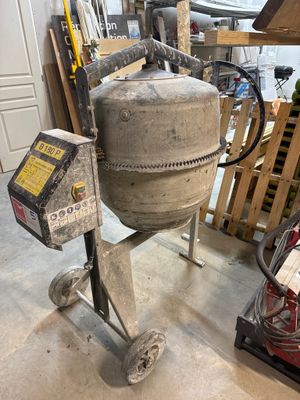 1 bétonnière électrique ALTRAD