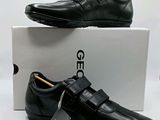 chaussures de ville en cuir noir pour homme, avec deux boucles de chaque côté