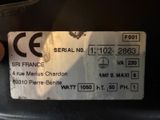 the label on the back of a car shows the serial number of the vehicle