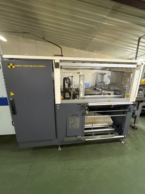 l'image d'une machine installée dans une pièce
