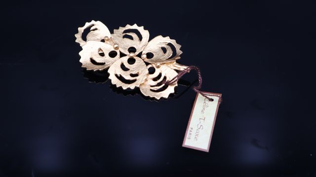 CELINE – Broche T. Saxe « feuilles »