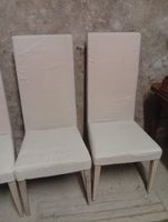 Ensemble de six chaises en bois cérusé blanc. (photo 3)