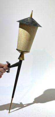 Dans le goût de la maison ARLUS ou LUNEL. Applique "porte-torchère" en - Photo 1