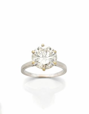 une bague en diamant à une seule pierre, par van cleef
