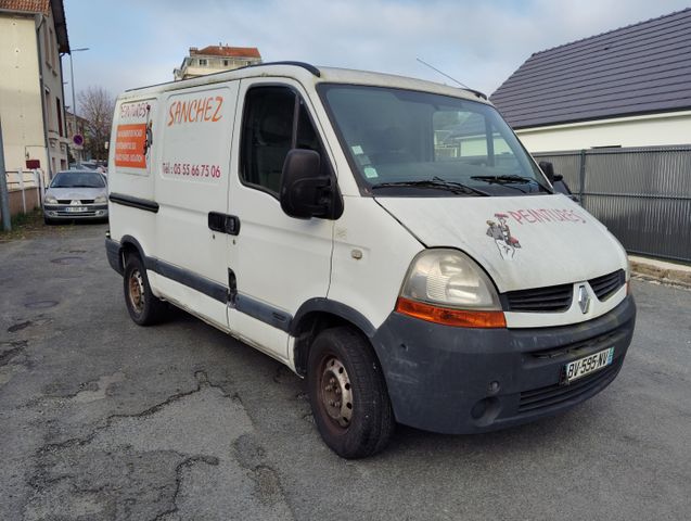 Véhicule utilitaire RENAULT Master immatriculé BV-595-NV, 1ère mi...