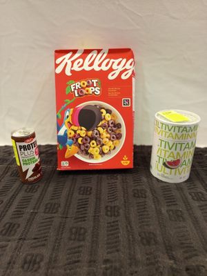 Lot de 50 articles alimentaires - DLC dépassées - Photo 1