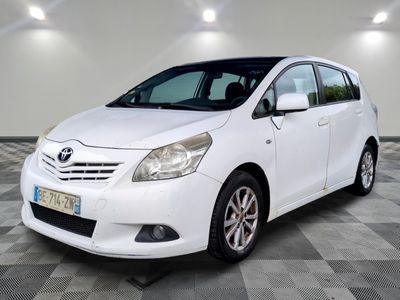 TOYOTA - VERSO 126 D-4D 7PL FAP SKYVIEW EDITION - GO - Mise …