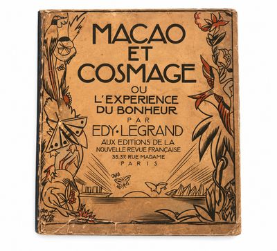un vieux livre avec l'image d'un oiseau