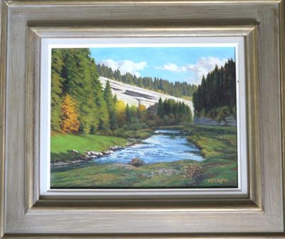 un tableau représentant un pont enjambant une rivière au milieu des bois