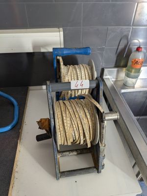 a machine that is sitting on a counter in the kitchen