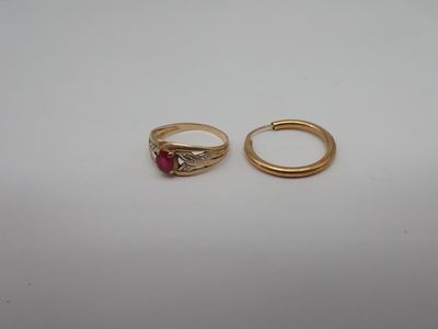 deux bagues en or ornées d'un rubis