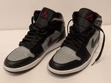 Nike Air Jordan 1 Mid noir / blanc / rouge gym