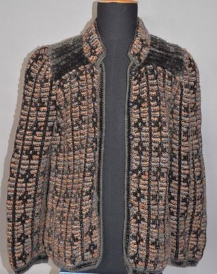 une image d'une veste sur un mannequin mannequin mannequin mannequin mannequin mannequin mannequin manne