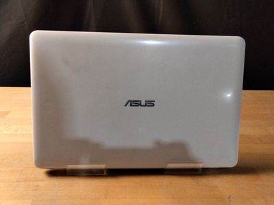 Ordinateur Portable ASUS Complétude non garantie.