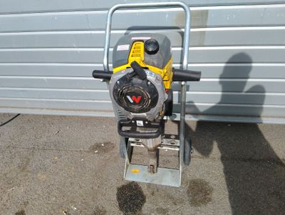 Brise-béton thermique WACKER NEUSON BH65