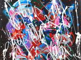 tableau représentant un fond noir sur lequel sont projetées des éclaboussures de peinture blanche, rouge et bleue