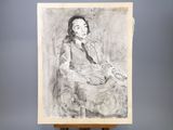 tableau représentant une femme assise sur une chaise devant un mur gris