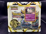 gros plan d'une boîte de cartes pokemon sur une table