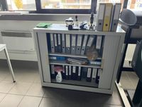 vingt-trois tables en stratifié gris, 180x80 (photo 4)
