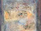 une peinture abstraite représentant une peinture d'une femme en robe blanche