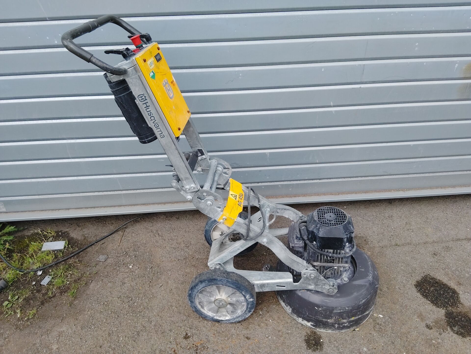 Surfaceuse de béton monophasée HUSQVARNA PG 450