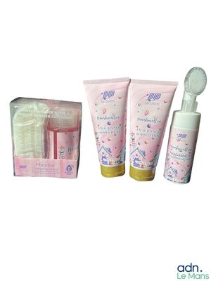 Expédition obligatoire - Lot de 4 cosmétiques collections MO…