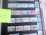 une photo d'une photo d'une collection de timbres