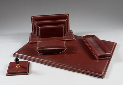 LE TANNEUR Set de bureau en cuir rouge comprenant un sous-ma…