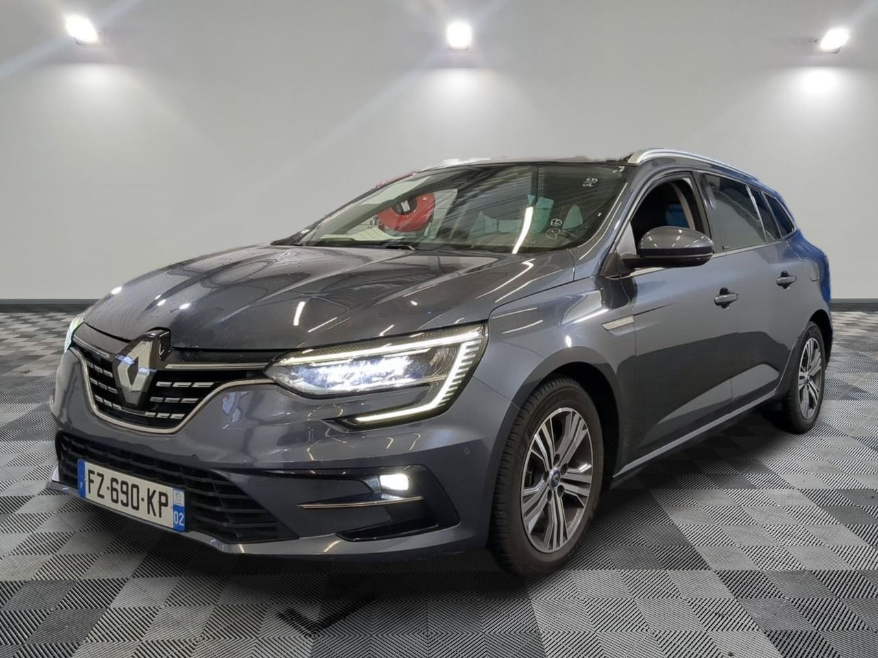 RENAULT - MÉGANE IV ESTATE E-TECH PLUG-IN HYBRIDE 160 INTENS…