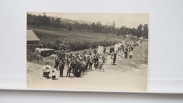 Jarnages : Procession du 19 juin 1929. Carte-photo rare !!! TBE.