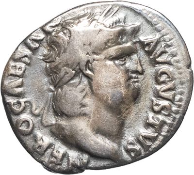 une pièce d'argent portant l'image d'un homme