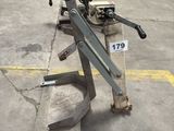 a picture of a machine that is sitting in a warehouse