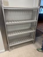 * Lot d'étagères alimentaires à clayettes + poubelle à pédal… (photo 2)