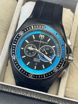 TECHNOMARINE - MONTRE CHRONOGRAPHE 2 quantièmes et guichet d…