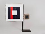 an image of a picture of a square and a square on a stand