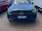 Mercedes-Benz CLA Shooting Star dans un parking