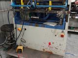une image d'une machine dans une usine