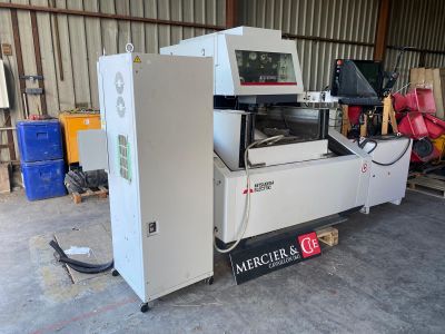 EXT - Machine d 'électroérosion a fil MITSUBISHI Type MV 120…