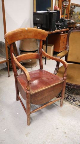Fauteuil percé